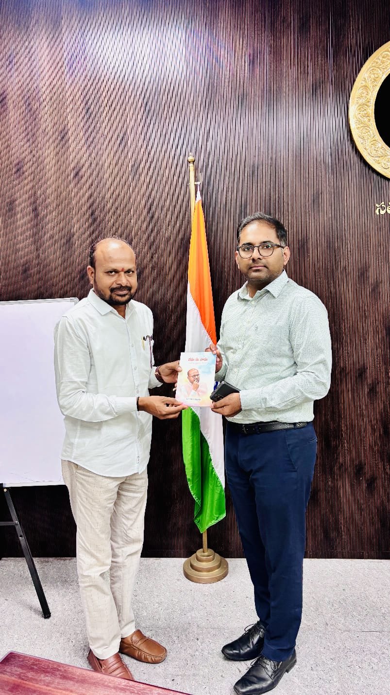 అర్జీల పరిష్కారం సత్వరమే చేయాలి:: జిల్లా కలెక్టర్ కోయ శ్రీ హర్ష  *ప్రజావాణి కార్యక్రమంలో పాల్గొని ప్రజల నుండి దరఖాస్తులు స్వీకరించిన జిల్లా కలెక్టర్